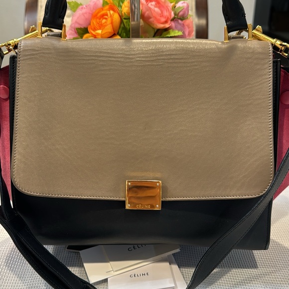 Authentic Celine trapeze shoulder bag with long removable strap - Picture 4 of 15